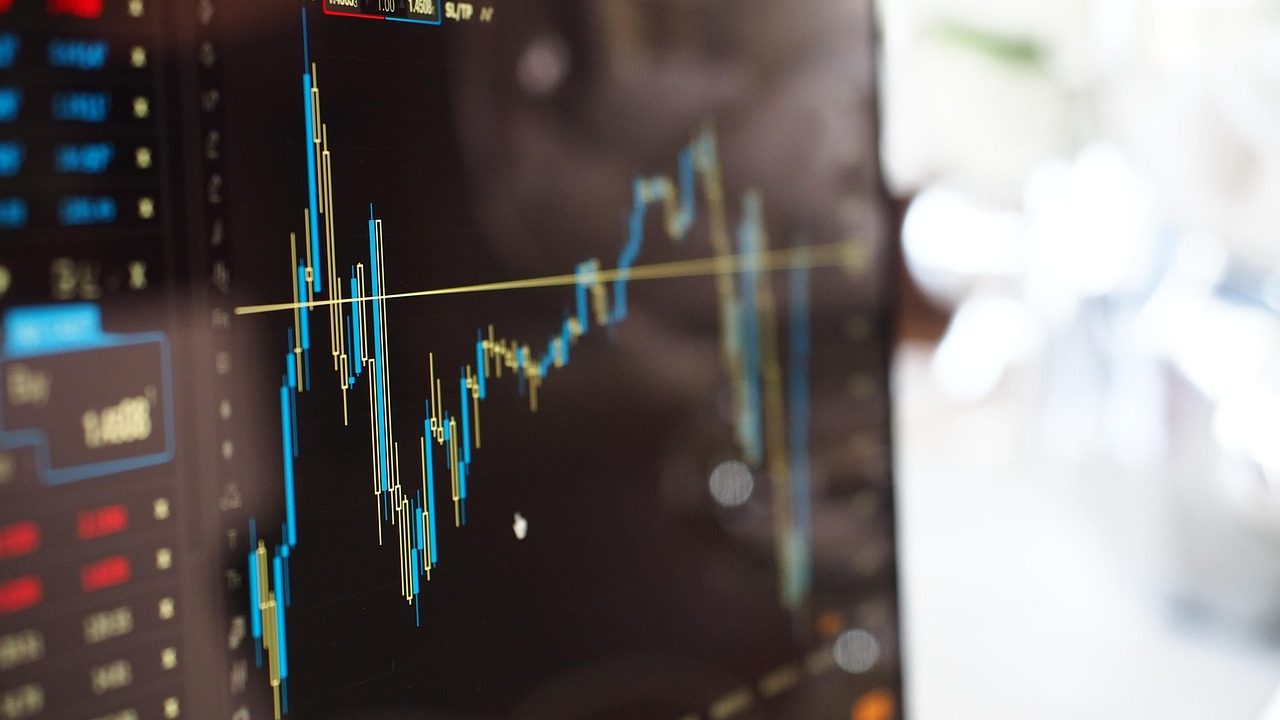 A chart showing rising inflation figures on a financial screen.
